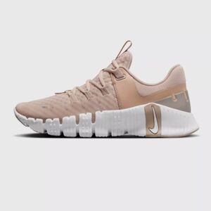 Nike Women's Free Metcon 5 Training Shoes